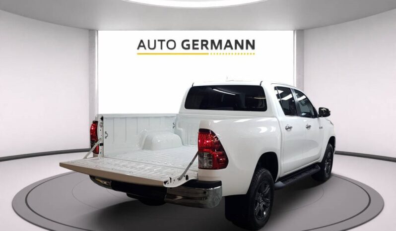 TOYOTA Hilux Double Cab.-Pick-up 2.8 D-4D 204 Style voll